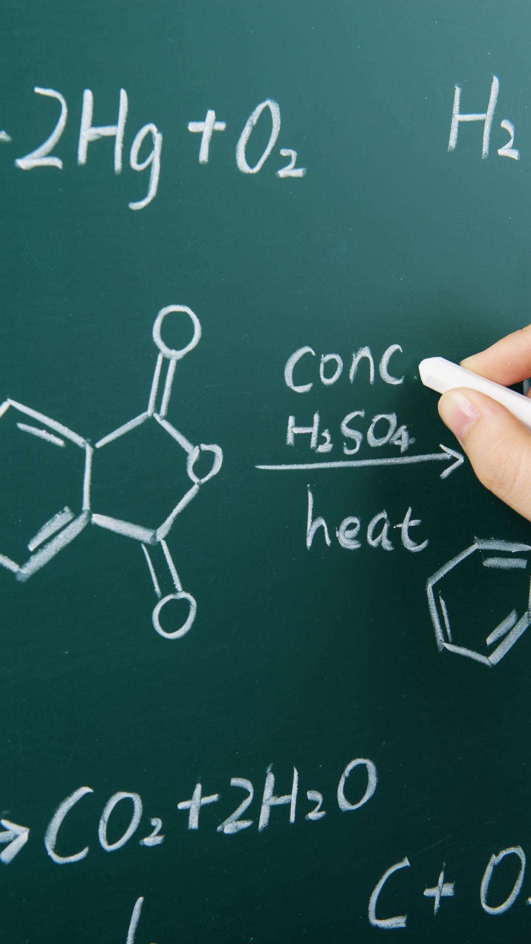Foundations of Chemistry: A School Curriculum for Learners